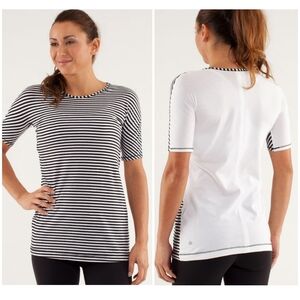 *Lululemon* Devotion Tee in Classic Black & White Stripe - size 4-6.
